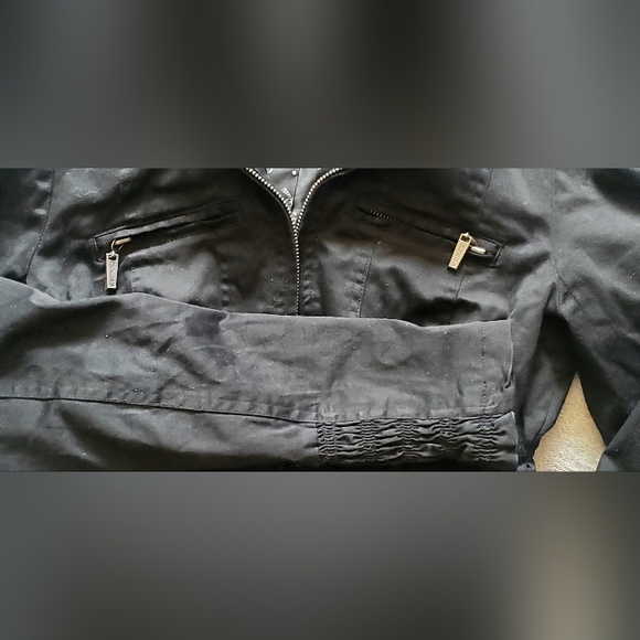 Jacket - Picture 5 of 5